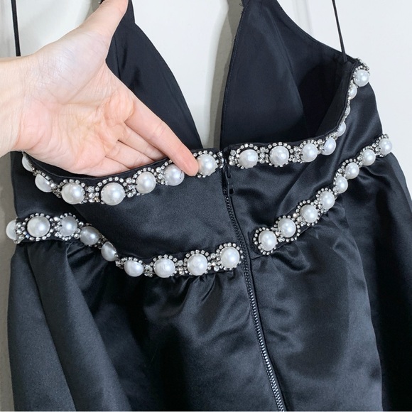 NEW Alice + Olivia Laurena Mini Dress (Sz 8) Pearl Embellished Empire Black - Picture 8 of 15